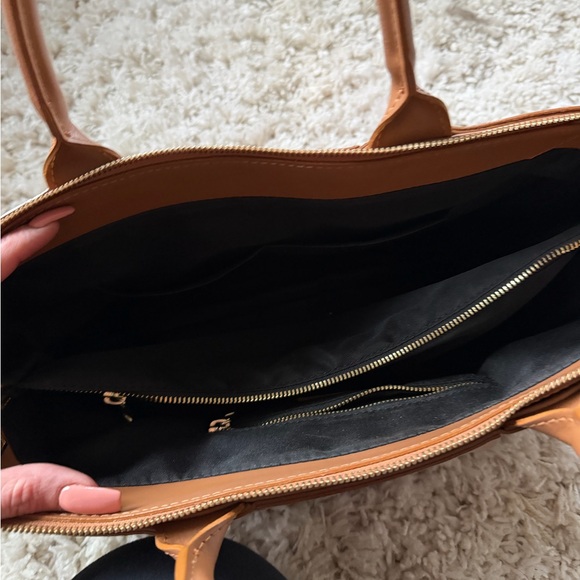 Chic Brown Woven Beautiful leather like stylish, high-end fashion Shoulder Bag - Picture 6 of 6